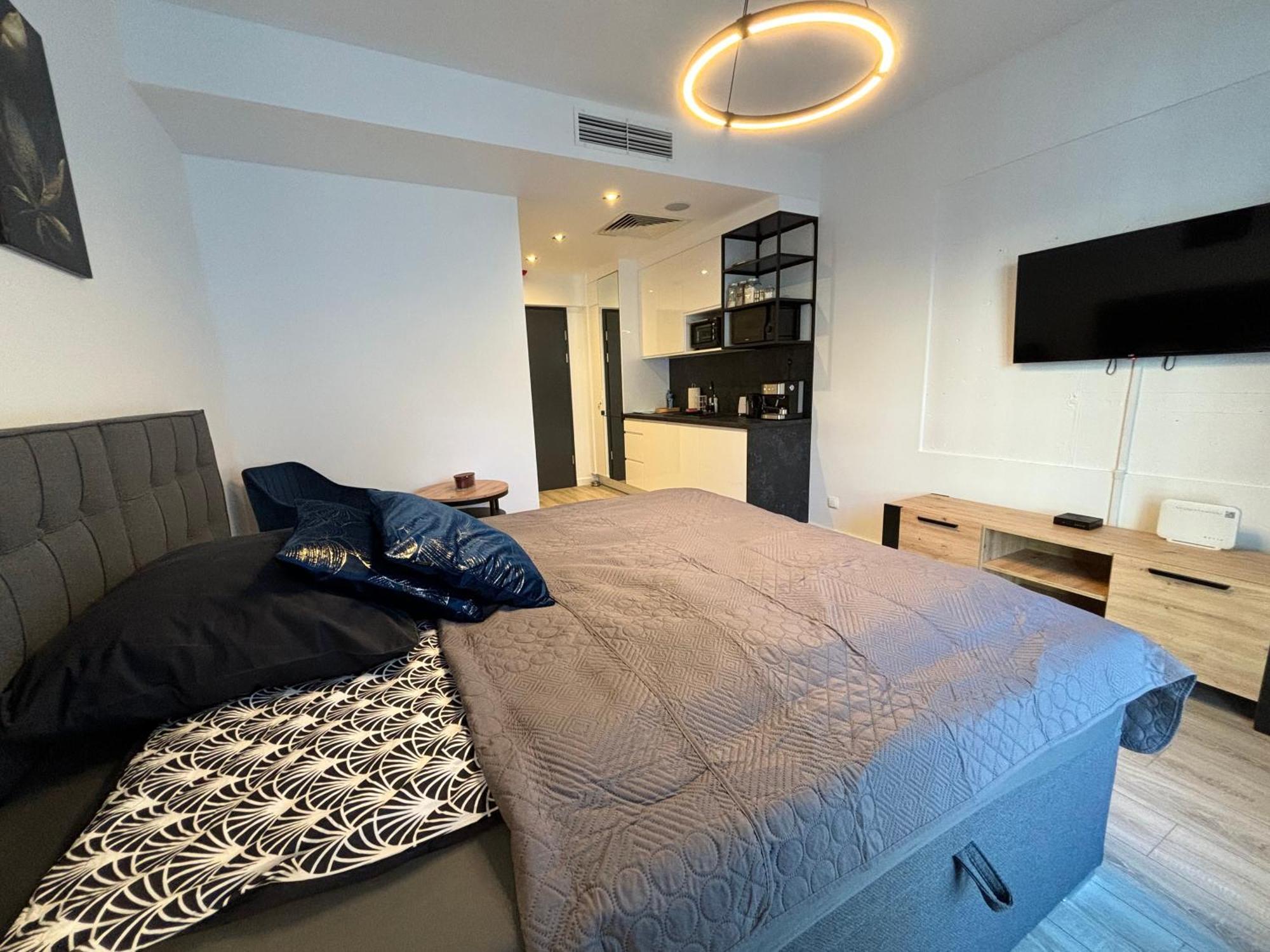 Totu Today-Plac Wolnosci 6 Apartamenty, Faktura Vat, Self Check-In Познань Экстерьер фото